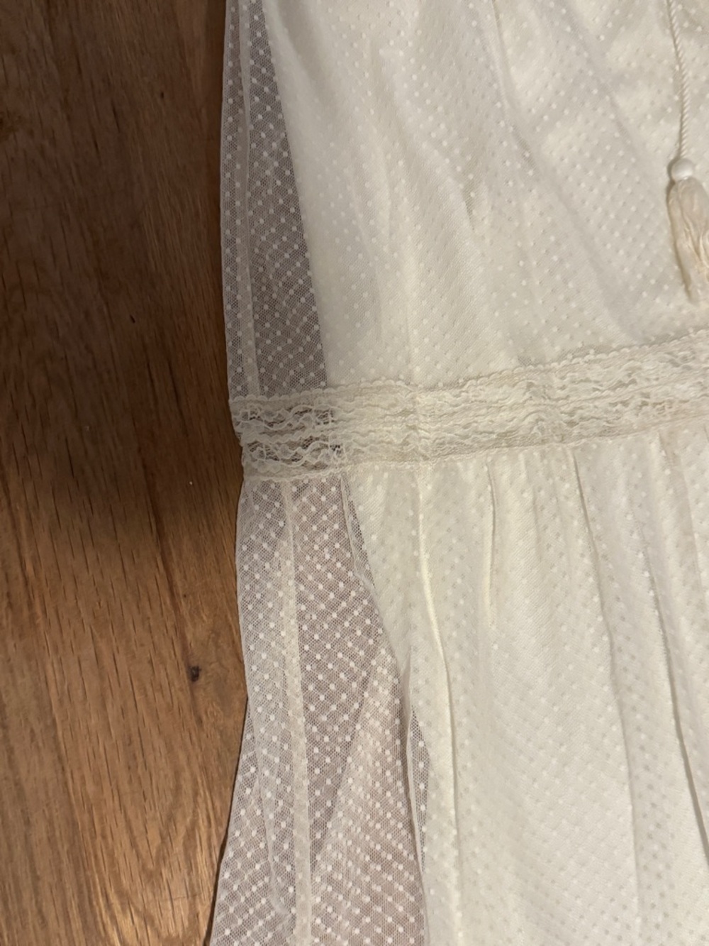 Cream Lace Tiered Maxi Skirt with Scalloped Hem - Picture 4 of 7